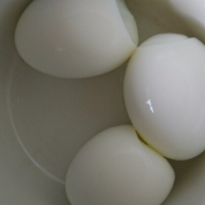 少ない水でもゆで卵が作れちゃうんですね。驚きです！
